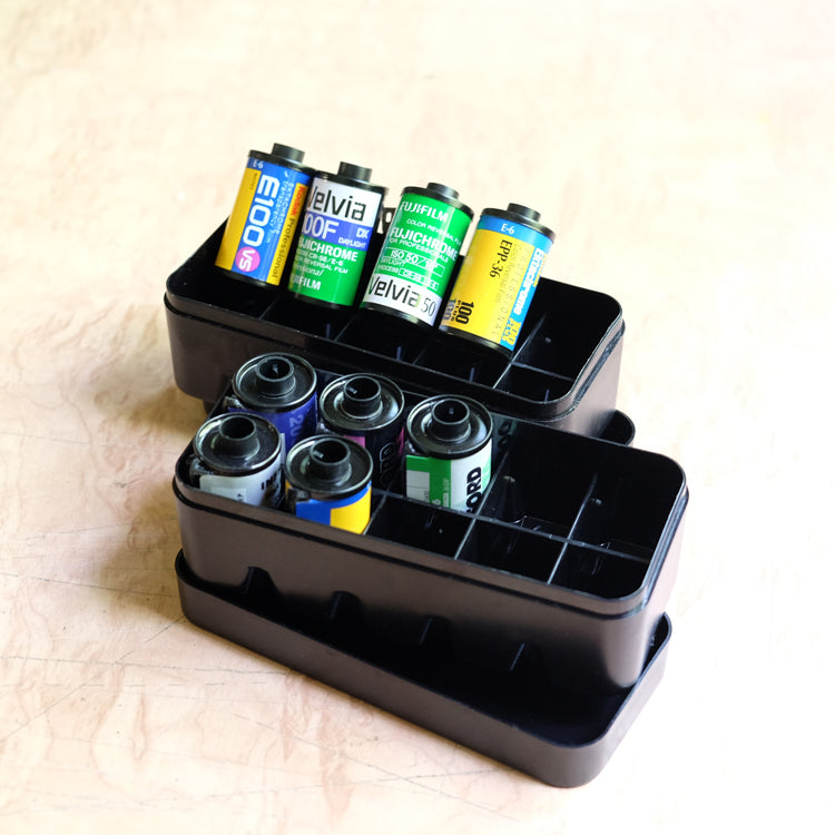 2 Boîtes De Rangement En Plastique Dur Pour 5 Pellicules 35mm - Format 135, Neuves